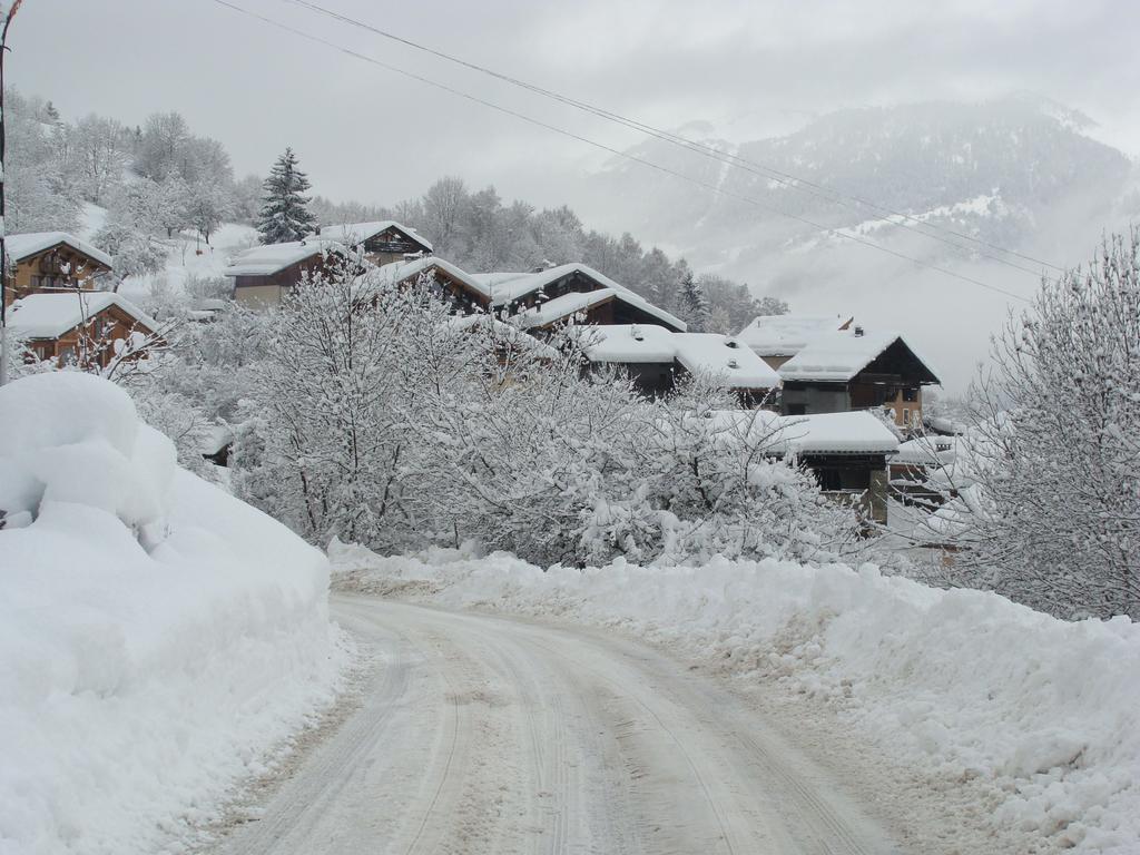 Gite-Auberge De Montvilliers Ем Екстериор снимка