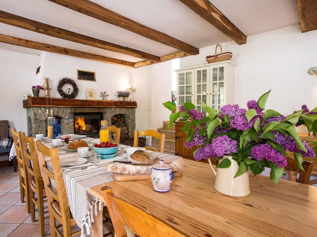 Gite-Auberge De Montvilliers Ем Екстериор снимка