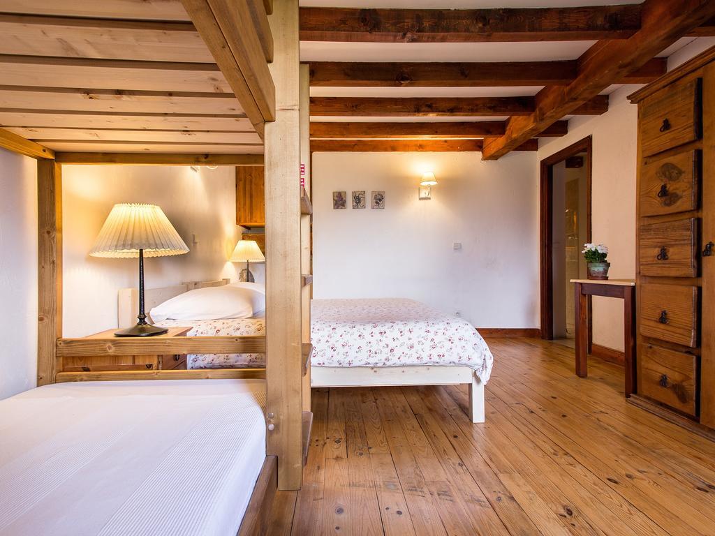 Gite-Auberge De Montvilliers Ем Екстериор снимка