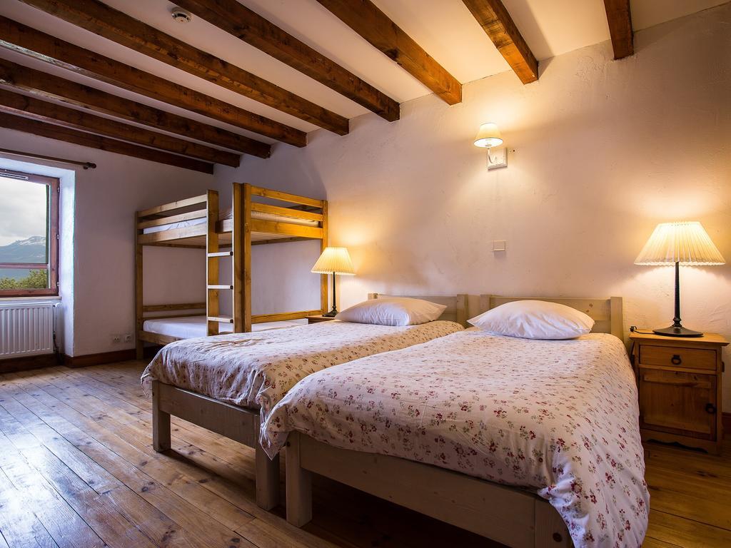 Gite-Auberge De Montvilliers Ем Екстериор снимка