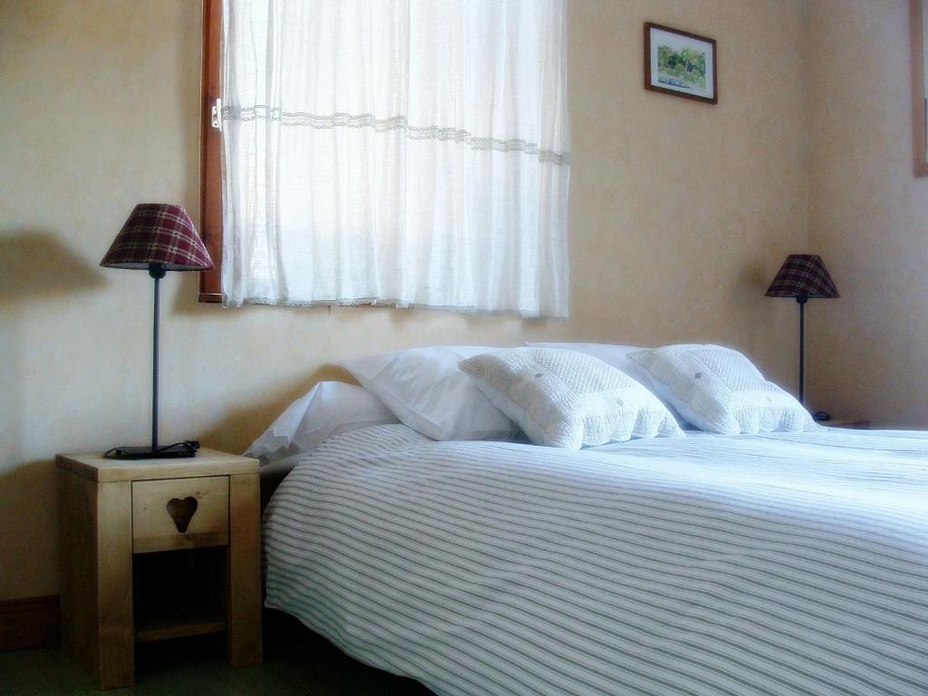 Gite-Auberge De Montvilliers Ем Стая снимка